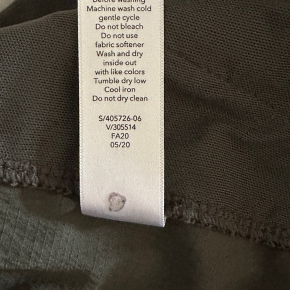 Athleta Olive Green Trekkie North Jogger Pants with zipper pockets - Picture 6 of 6